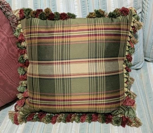 Vintage 18" maßgeschneidert rot & grün Schottenkaro Überwurf Kissen Quaste Fransen - Bild 1 von 3