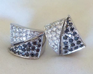 18k White Gold Tuxedo Black White Diamond Earrings - 10.43 gms, 0.55 in, 1.10 ct - Picture 1 of 11