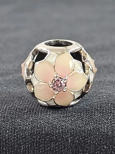 Pandora Momentos Dije Esmalte Magnolia Flor Rosa Circonita cúbica 792087pcz Auténtico S925 ALE - Imagen 1 de 11