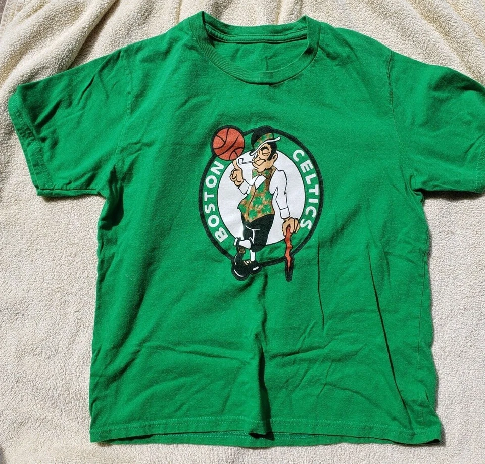 Camiseta NBA Boston Celtics #11 Kyrie Irving NBA #11 JUVENIL talla PEQUEÑA USADA EN EXCELENTE ESTADO Foto 1 de 2