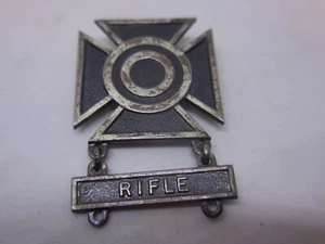 World War II US Army Iron Cross Pin With Rifle Medal Sterling_Military medal#CD - Picture 1 of 6