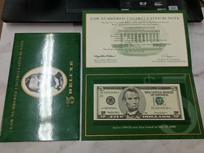 Low Numbered 1999 Uncirculated $5 Deluxe Note in BEP Folder BE 00003096 A - Image 1 of 4