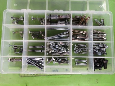 Harley Davidson Dyna Широкий Скользящий Измельчитель Коробка Новых и Б/у Хромированных Болтов Allen +++ - Изображение 1 из 4