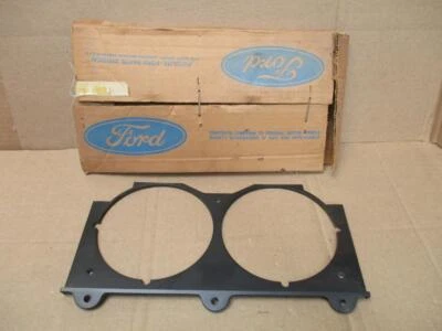 Lincoln Continental 1970 bisel de faros placa de soporte D0LB-13052-C Foto 1 de 4