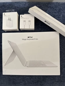 Apple MQDP3LL/A- A2695 Magic Keyboard Folio for iPad (A16)10th Generation & More - Picture 1 of 3