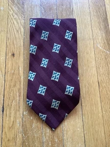 Luxe Giorgio Armani Red Geometric / Diamond Print Neck-Tie,100% Silk,Italy,MINT - Picture 1 of 2