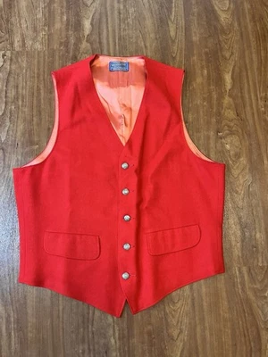 PENDLETON VINTAGE Size 40 Men's 100% Pure Virgin Wool Vest Red Lined EUC - Image 1 of 4