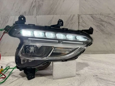 2017 2018 HYUNDAI SANTA FE SPORT FOG LIGHT ASSEMBLY OEM RIGHT PASSENGER SIDE LED - Image 1 of 4