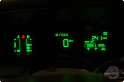 Brazo de control superior superior delantero izquierdo usado se adapta a: Ford Crown Victoria Bas 2002 Foto 1 de 4