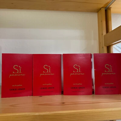 Лот 4 SI PASSIONE GIORGIO ARMANI 1,2 мл ПАРФЮМИРОВАННАЯ ВОДА ОБРАЗЕЦ ФЛАКОН СПРЕЙ - Изображение 1 из 2