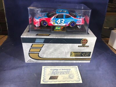 Q4-45 Bobby Hamilton #43 Goody’s Headache Powder 1997 Pontiac Grand Prix - Revell Foto 1 de 4
