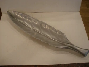 Vintage Royal Hickman Aluminum Tray, Large Leaf Pattern - Picture 1 of 4