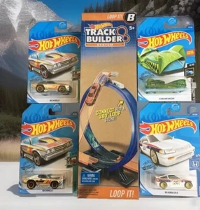 Hot Wheels (1) Track Builder Loop It with 4 Hot Wheels - Picture 1 of 4