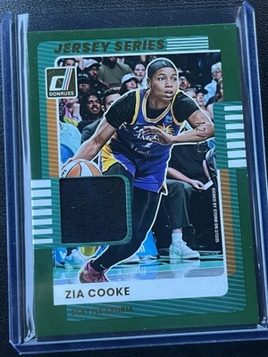 Zia Cooke 2025 Donruss WNBA #41 Jersey Series Patch Green /30 - Image 1 of 2