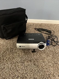 Infocus IN34 Projector (Tested) - Picture 1 of 6