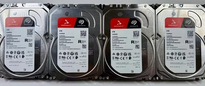 Lote de 4 discos duros NAS Seagate IronWolf 4 TB - ligeramente usados, excelente estado Foto 1 de 4