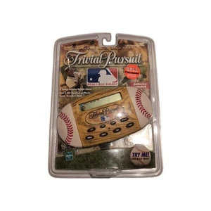 Trivial Pursuit Electronic Hand Held Major League Baseball 1999 Needs Batteries - Picture 1 of 3