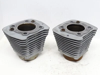 2002 Harley-Davidson Harley Sportster 883 Cylinder Jugs Low Miles Foto 1 de 4