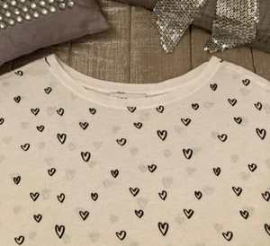 ZARA TRAFALUC Women’s Heart T Shirt S Girl’s Black & White Round Neck Tee Top - Picture 1 of 8