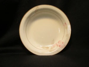 Mikasa With Love A9201 Fruit Nappie Ivory Bone China Made in Japan - Picture 1 of 2