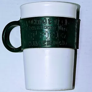 Starbucks 2008 weißer Becher mit grünem Silikon Gummiband und Griff 12 Unzen - Bild 1 von 4