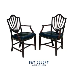 PAIR OF ANTIQUE FEDERAL STYLE MAHOGANY SHIELDBACK ARM CHAIRS WITH LEATHER SEATS - Picture 1 of 18