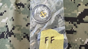 Challenge Coin 37th Training Group Presented By The 37th TRG Commander - Picture 1 of 3