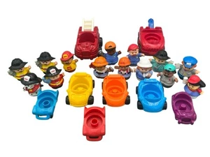 Fisher Price Little People Figures & Vehicles Lot Of 22 - Picture 1 of 8