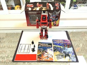 VINTAGE HASBRO 1985 TRANSFORMERS G1 AUTOBOT SEARCH & RESCUE INFERNO ORIGINAL BOX
