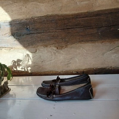 J. Mocasines de conducción Crew para mujer sin cordones hechos en Italia cuero marrón talla 8 Foto 1 de 4