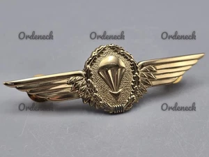BUNDESWEHR - FALLSCHIRMSPRINGERABZEICHEN - IN GOLD - STUFE III NACH 50 SPRÜNGEN - Picture 1 of 6