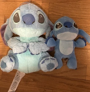 Adorables peluches Disney Stitch - 9” parques Disney y 7” Ty - excelente estado - Imagen 1 de 7