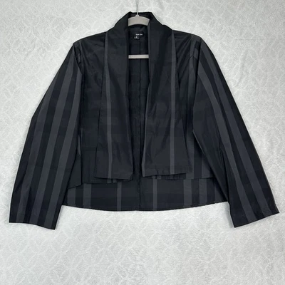 Chaqueta Sun Kim Recortada Cortina Abierta Pequeña Negra Rayas Lagenlook Moderna Cyberpunk Foto 1 de 4