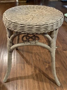 Vintage Wicker 4 Leg Vanity Stool Bathroom Bedroom Natural - Picture 1 of 5