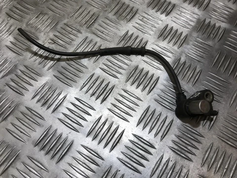 Sensor de posición del cigüeñal Mazda 626 1998 usado, genuino #367963-25 Foto 1 de 1