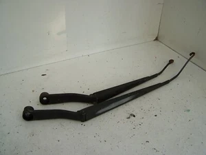 Kia Sorento pair of front wiper arms (2007-2009) - Picture 1 of 4