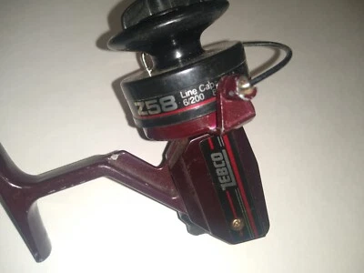 Zebco Z58 Lightweight Spinning Reel TAIWAN Works Great - Image 1 of 4