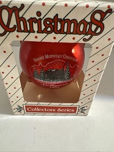 Christmas Ornament Dollywood 1994 Dolly Parton Christmas With Box CX4 - Picture 1 of 10