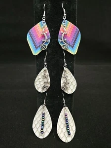 Lizard Beaded Hook Dangly Earrings - Picture 1 of 1