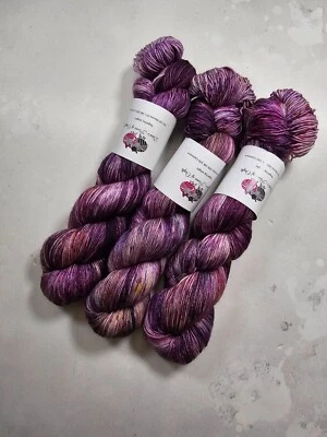 Sw Merino Seide Kaschmir Garn, 4-ply, Griffweise Gewicht, 100 G, Em Lila - Bild 1 von 4