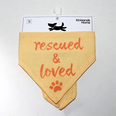 Kirkland Dog Bandana Rescued and Loved Small yellow orange scarf Foto 1 de 4