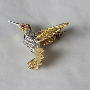 Vtg 18k Two Tone Gold Diamond & Ruby Hummingbird Pin Brooch - Picture 1 of 8