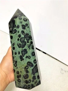 Alta calidad del jaspe piel cocodrilo Kambaba verde oscuro, obelisco curativo. - Imagen 1 de 8