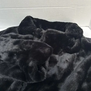 Blank NYC NWT Faux Fur Lined Black Coat Polyester Soft Size Medium MSRP $128 - Picture 1 of 8