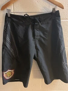 Quiksilver 2011-2012 The Eddie Aikau Mens 30 Black Hawaiian Print Board Shorts - Picture 1 of 7