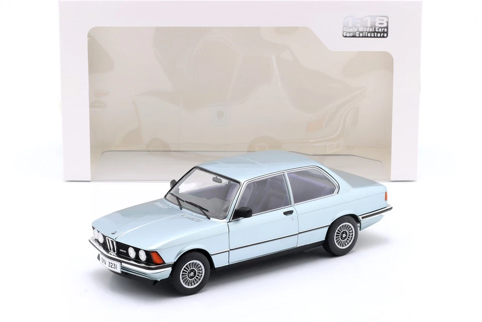 BMW 323i (E21) Baujahr 1980 silberblau metallic 1:18 Solido - Bild 1 von 1