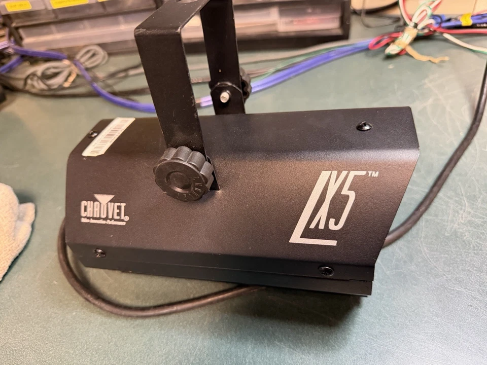 Chauvet LX-5 LED Moonflower Effect DJ Light - Sound Activated! W/ Cable - Image 1 of 4