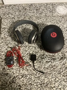 Auriculares Beats by Dr. Dre Studio 2 Inalámbricos Bluetooth B0501 Estuche Gris Plateado - Imagen 1 de 10