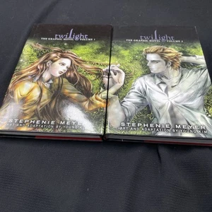Twilight Graphic Novel Vol. 1 & 2 - Bild 1 von 8