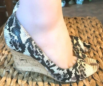 LUICHINY PÚRPURA NEGRO BLANCO "PIEL DE SERPIENTE" PEEP TOE CORCHO CUÑA TACONES ALTOS TALLA 6 Foto 1 de 4
